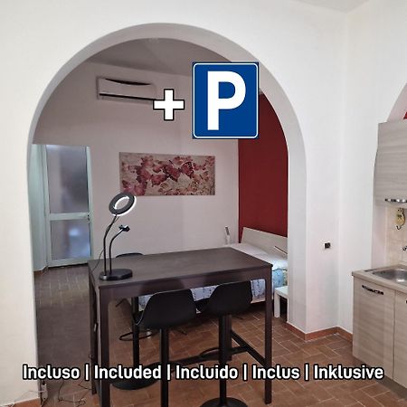 Casa Fortunata Con Parcheggio 利沃诺 外观 照片