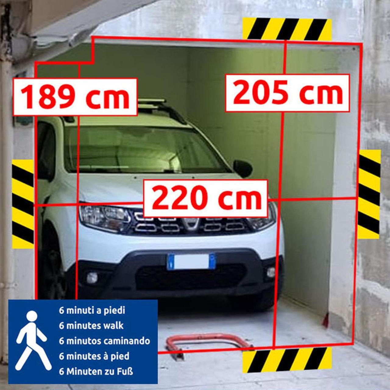 Casa Fortunata Con Parcheggio 利沃诺 外观 照片